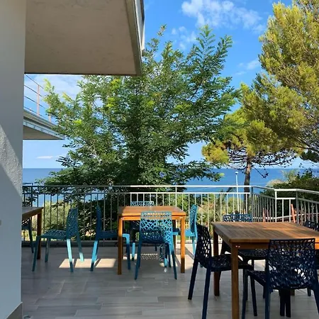 Ξενοδοχείο με διαμερίσματα Maris Agropoli