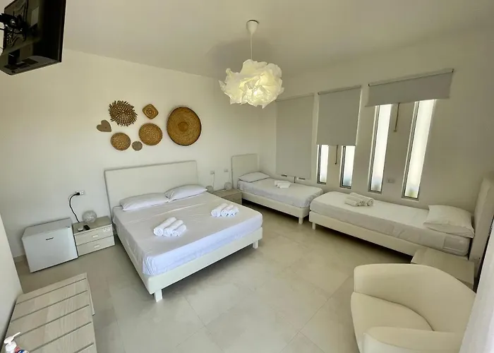 Maris アパートホテル