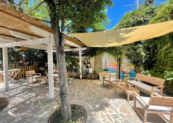 アパートホテル Maris