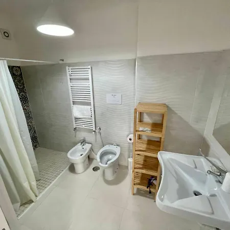 Maris Aparthotel 4*