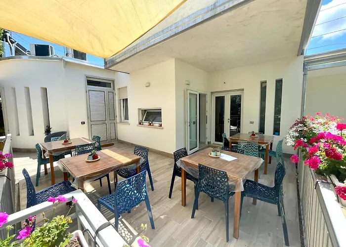 Maris شقة فندقية 4*